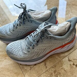 Women’s Hoka Clifton 8 Shoes, Size 8